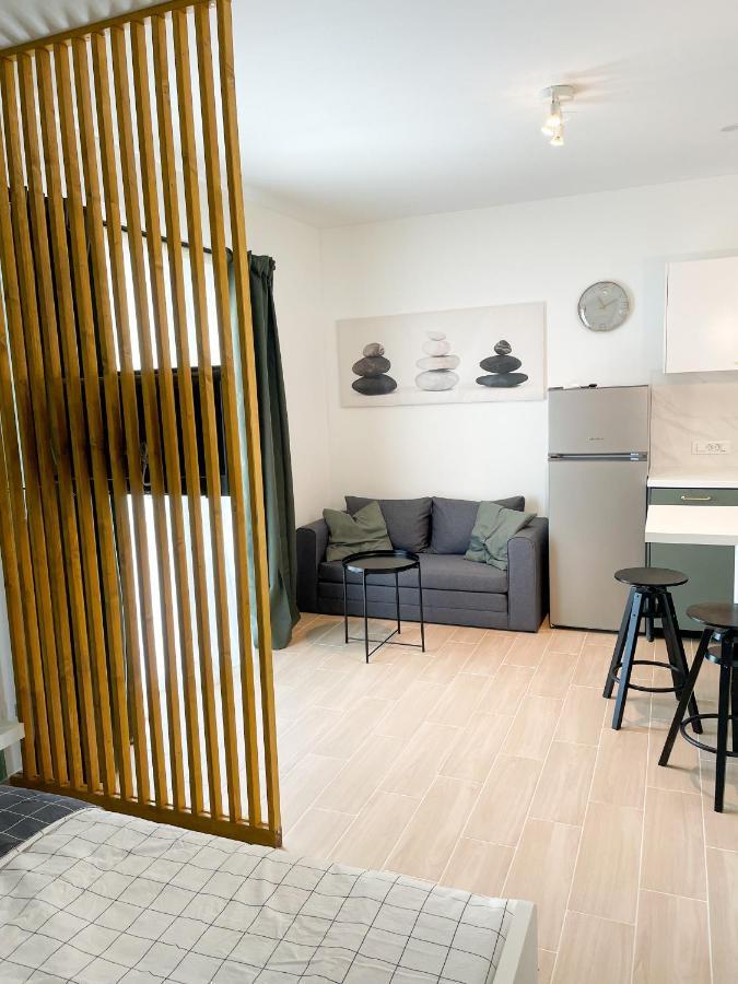 Modern Studio Overlooking Downtown มาคาร์สกา ภายนอก รูปภาพ